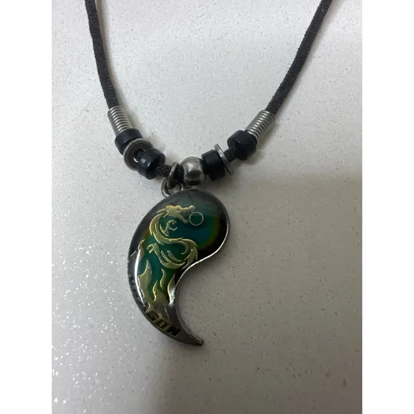 Dragon Mood Necklace Color Changing Pendant Black Cord Y2K Grunge Alt - Image 2