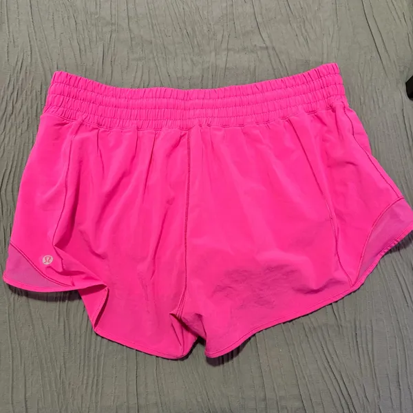 Lululemon Athletica Sonic Pink hotty hot shorts - Image 4