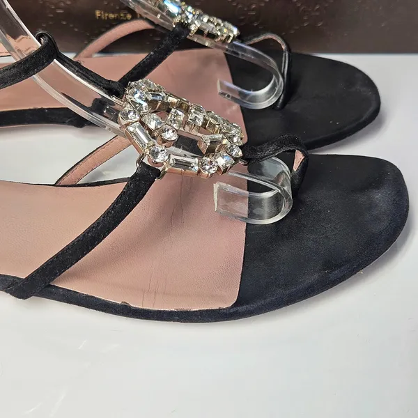 Gucci Black Suede Crystal Interlocking G T-Strap Flat Sandals Glam Size 37.5 - Image 9
