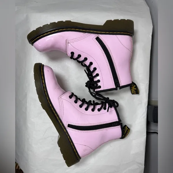 Dr.Martens 1460 Patent Leather Lace Up Boots Pale Pink Women Sz 5 Big kids 6.5 - Image 4