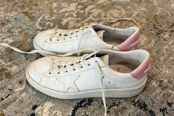 Sneakers - Image 2