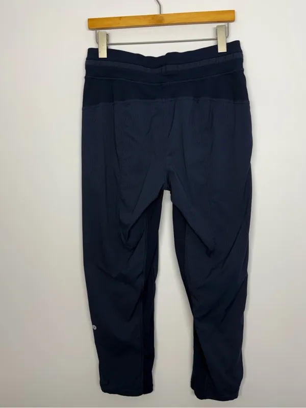 Lululemon Dance Studio Mid-Rise Cropped Pant True Navy Size 8 25” inseam - Image 6