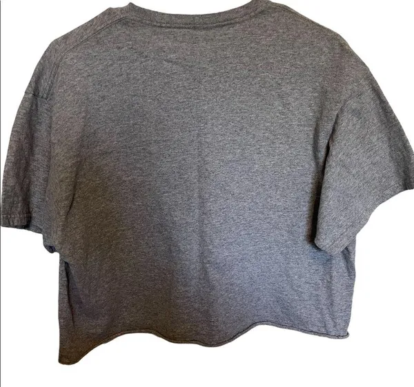 Disney grey short sleeve Mickey shirt in large - Image 3