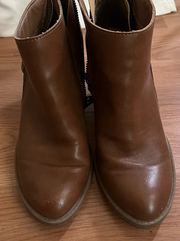Dolce Vita Ankle Boots - Size 6 - Image 2
