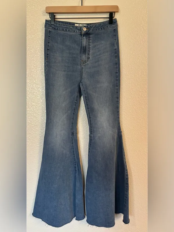 FREE PEOPLE We The Free Just Float on Flare Bell Bottoms Jeans - Image 3