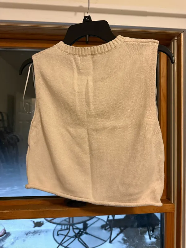 Bouffants and broken hearts strawberry cropped sweater vest tank top - Image 3