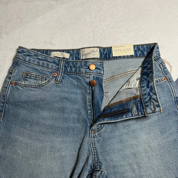 Universal Threads Vintage Midi Stretch Shorts Raw Hem Size 4 Festival Rodeo - Image 3