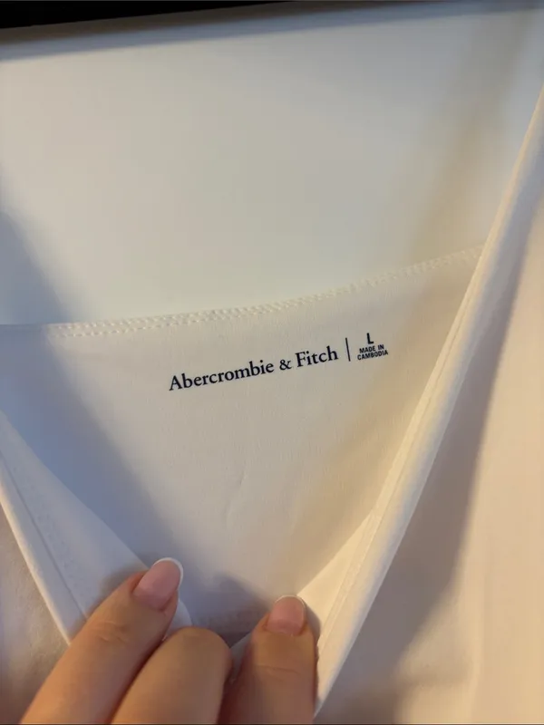 Abercrombie Active dress - Image 2