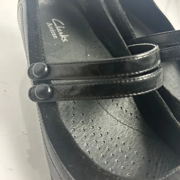 Clarks Artisan Black Leather Double Strap Mary Jane Wedge Pumps 87415 9M - Image 3