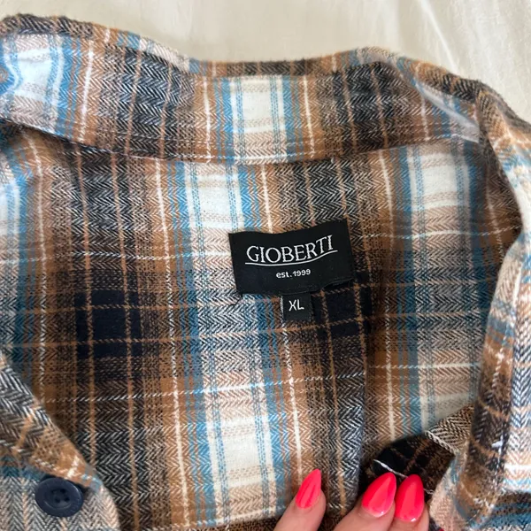 Brown Plaid Flannel Size XL - Image 3