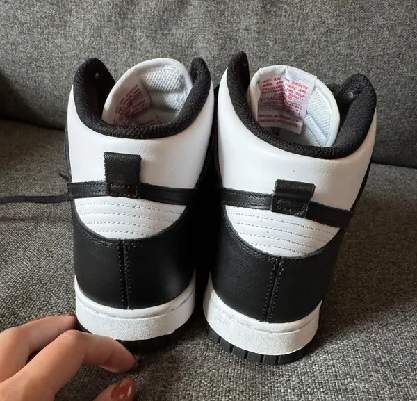 Nike Dunk High Top - Image 7