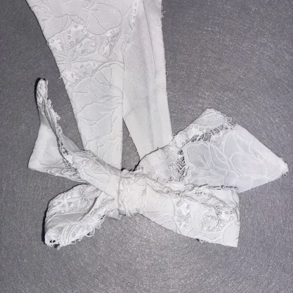 Layered with Love White Lace Mini Dress Bow Straps V-Neck Sleeveless Small NWT - Image 3