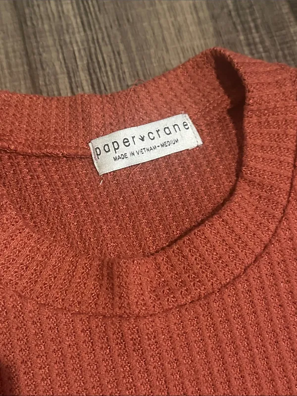 Women’s Burnt Orange Waffle-Knit Short-Sleeve Shirt - Image 4