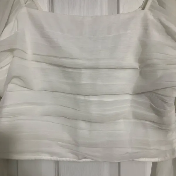 Hollister white ruched crop top long sleeve sheer sleeves‎ NWT women size XL - Image 2