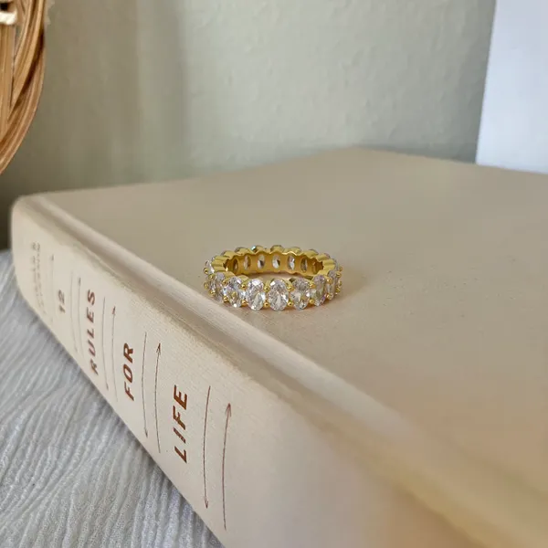 Oval Cut Eternity Band Gold Clear “Lacey” Wedding Engagement Promise Classic Jewelry - Image 7