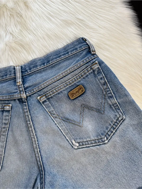 Wrangler Vintage Light Wash High Rise Denim Cut Offs - Image 4