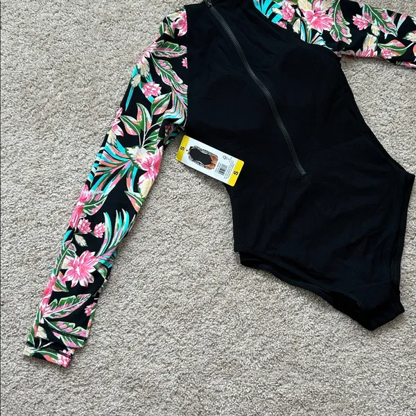 Hurley women’s swimsuit. M - Image 14
