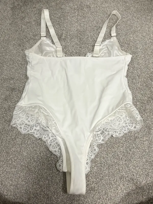 Amazon White Lace Bodysuit with Adjustable Straps - Image 2