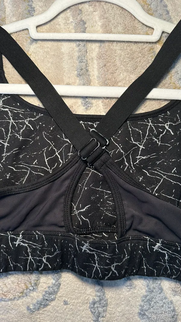 Golds Gym Sports Bra Black Size 38 E / DD - Image 4