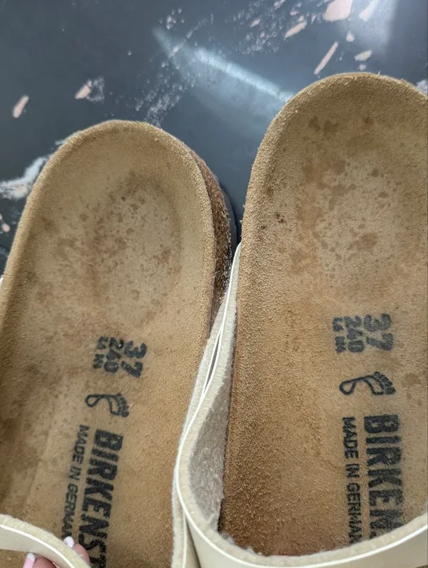 Birkenstock Gizeh Thong Sandals Size 37 - Image 3