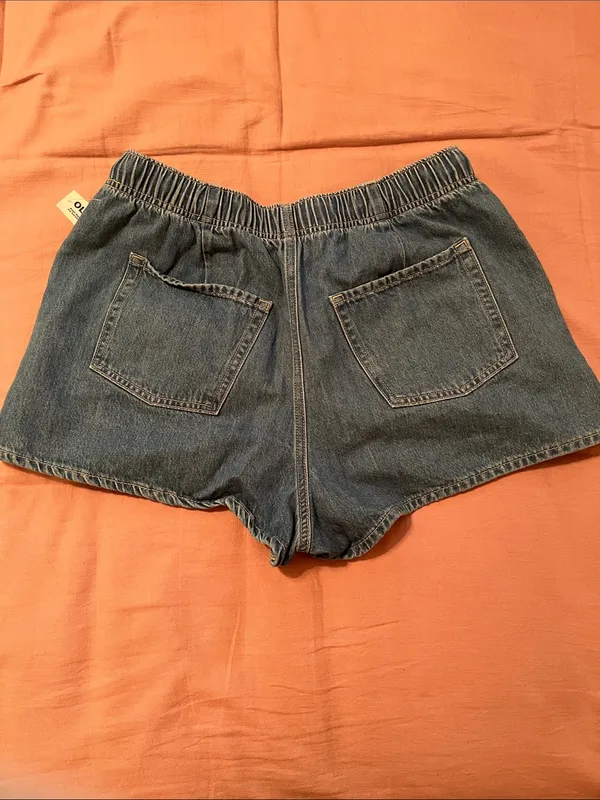 NWT Denim Drawstring Waist Shorties Blue Size M - Image 2
