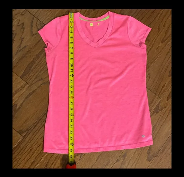 Xersion Pink shortsleeved top- size Medium - Image 8