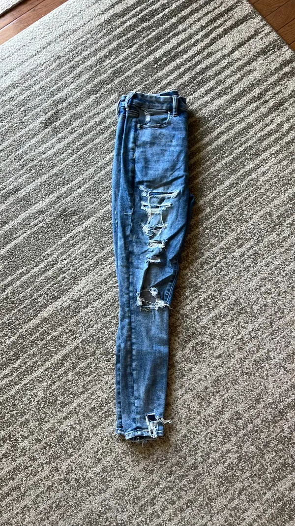 American Eagle Ripped Jeans Skinny - Image 2