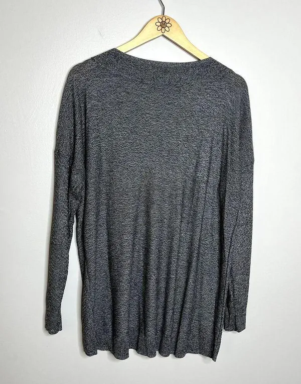 Apt 9 Gray V Neck Knit Sweater - Image 5