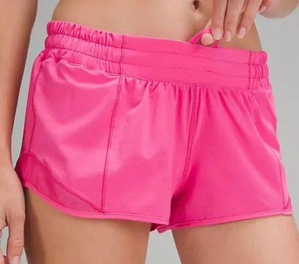 Lululemon L Hotty Hot Low-Rise Short 2.5" Sonic Pink 0 - Image 3