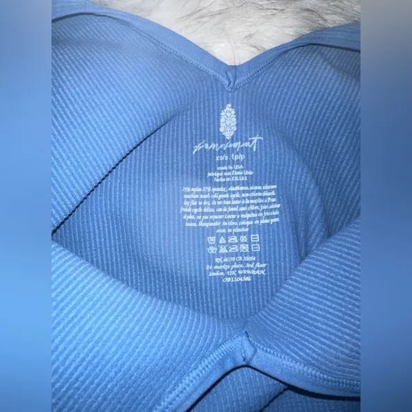 NWOT Free People Movement Happiness Runs (V-neck Watch Out Tank) -Crop top 🦋 - Image 4