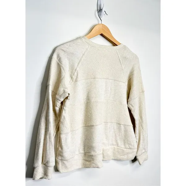 Everleigh Shirt Womens Steipe Knit Pullover Sweater Cream Oatmeal Medium NWT - Image 4