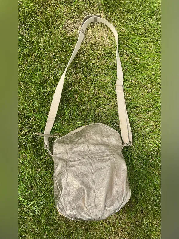 THE SAK Metallic Silver Crossbody Bag - Image 12