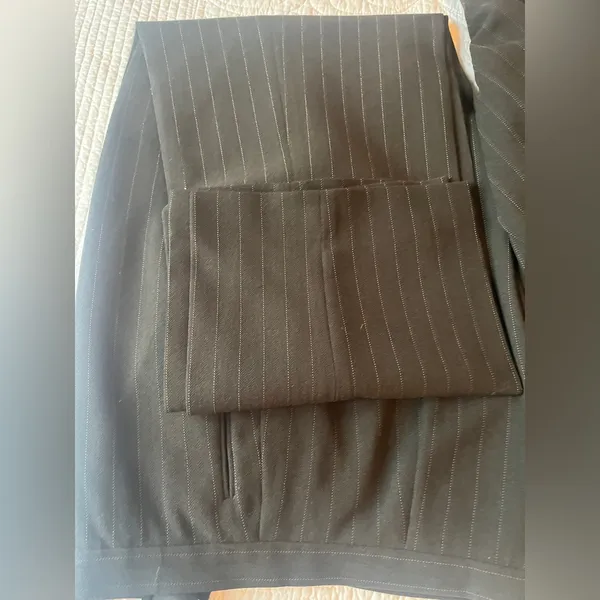 Elegant Pinstripe Blazer in Charcoal - Image 2