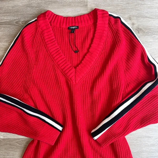 Express Sweater Red V-Neck Oversized tunic s - Image 2