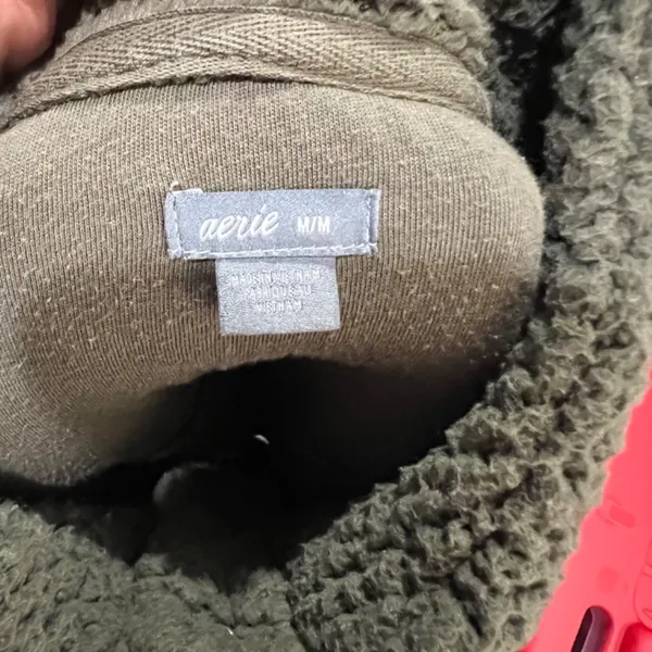 Aerie teddy bear Sherpa fleece 1/4 snap sweatshirt olive green medium - Image 4
