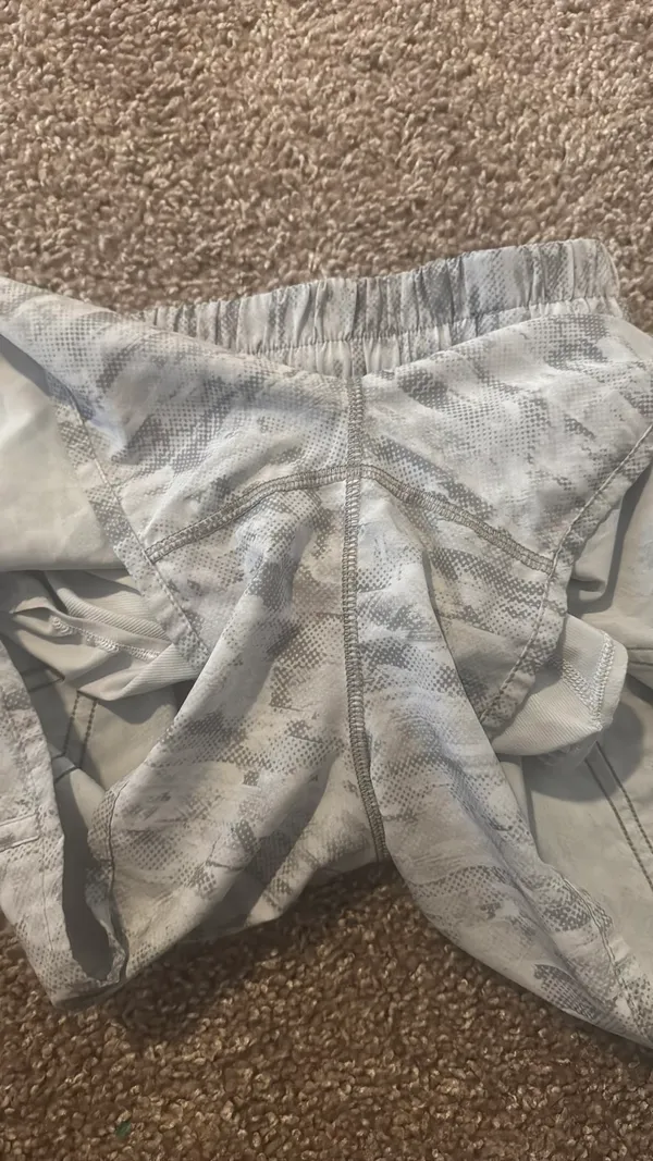 Lululemon Track That High-Rise Shorts 5” - Image 5