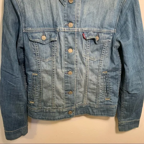 Levi's Womens Size Small Denim Jean Jacket Light Wash Stretch Cotton - Image 5