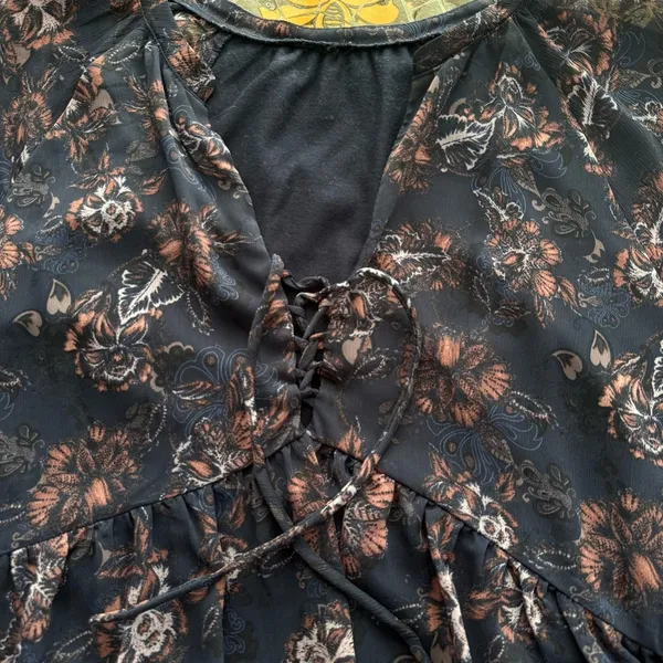 Xhilaration (Target) Chiffon Top Sz: 1x - Image 5