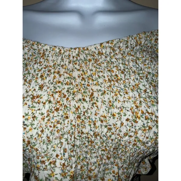 Altar'd State Ditsy Floral Smock Crop Off Shoulder Puff Sleeve Cream top L Boho‎ - Image 3