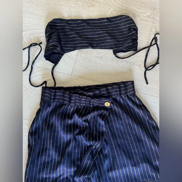 Lucy in the Sky, Navy Blue,Gold Striped Wide Leg Pants Two piece Set Sz S - Image 14