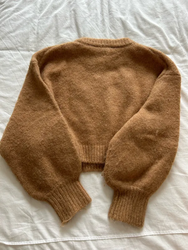 Tan Cropped ZARA Sweater - Image 3