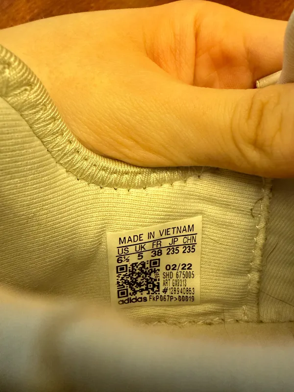 Adidas Shoes - Image 3