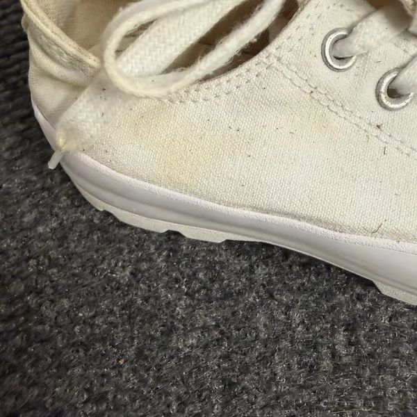 Converse Chuck Taylor All Star Lugged Low Top White Canvas Sneakers 567680C US 7 - Image 5