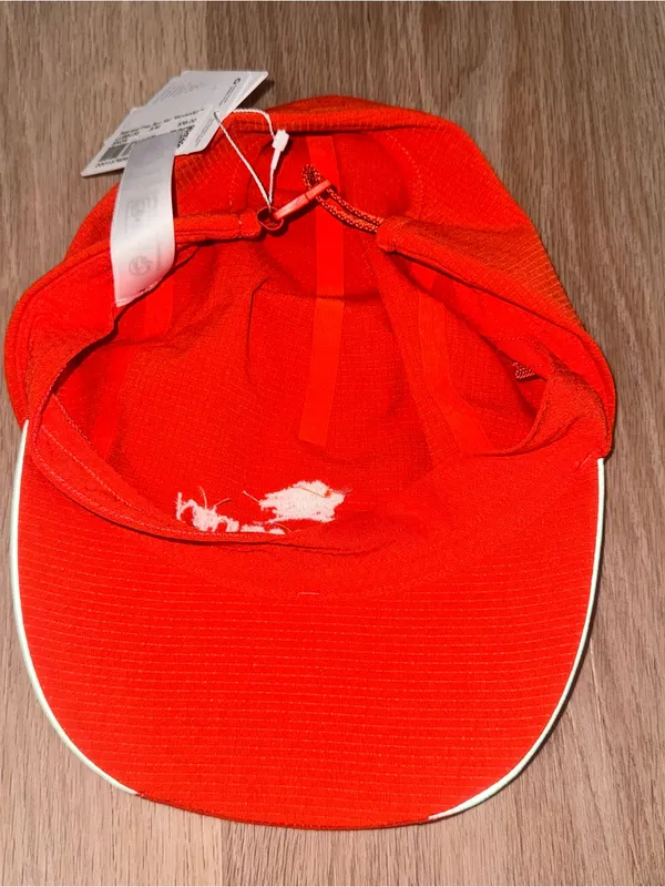 Lululemon Fast and Free Run Hat NWT - *Embroidered Logo* - Size S/M - Image 2