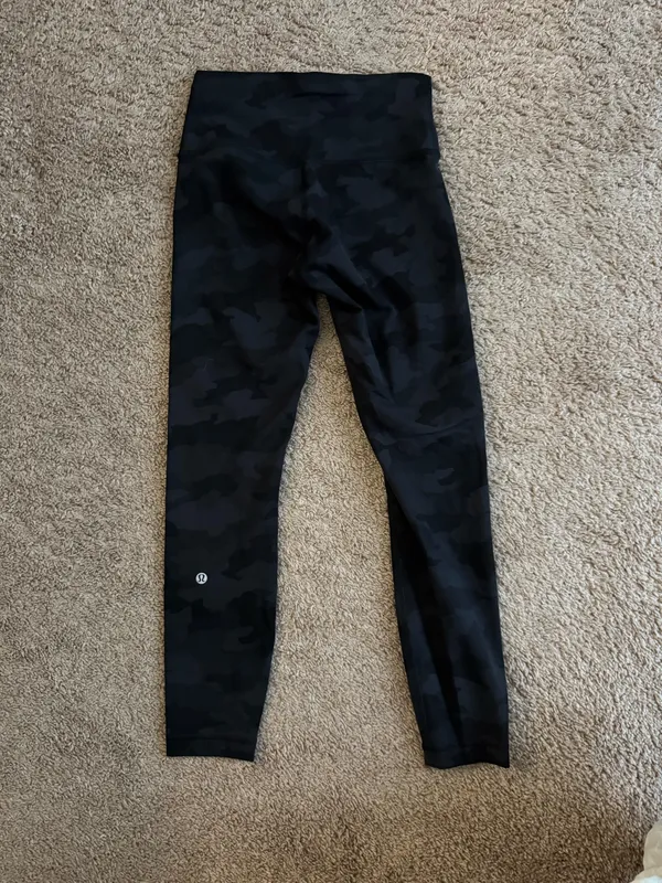 Camo Lululemon Leggings Black - Image 2
