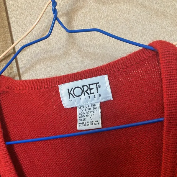 FINAL MARKDOWN Koret Red/Black V - Image 3