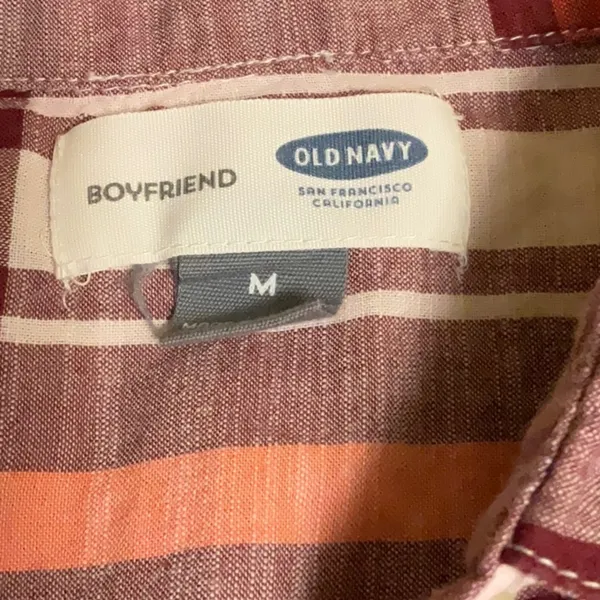 Old Navy Red and White Casual Button Down Shirt - Image 5
