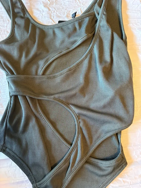Pretty Little Thing Bodysuit - Image 4