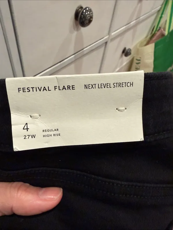 American Eagle Outfitters Black‎ High-Rise festival flare Leg Jeans 4/27 nwt - Image 3