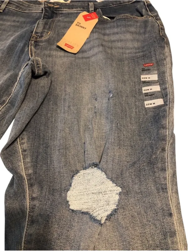 Levi's 711 Skinny Mid Rise Sculpting Jeans Size 22W M Blue Denim NWT - Image 4